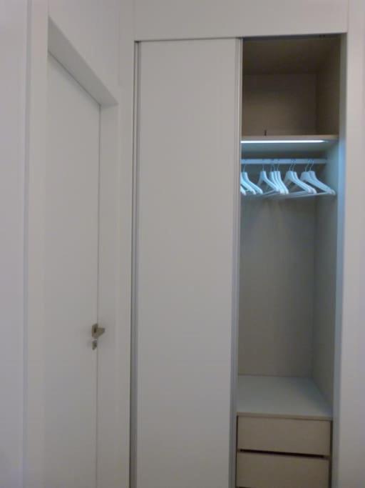 Modern Apartment In Torrevjea 200M From The Loccos Beach Torrevieja Eksteriør billede